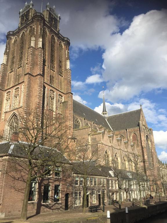 Heer&Meester Bed&Breakfast Dordrecht Bagian luar foto